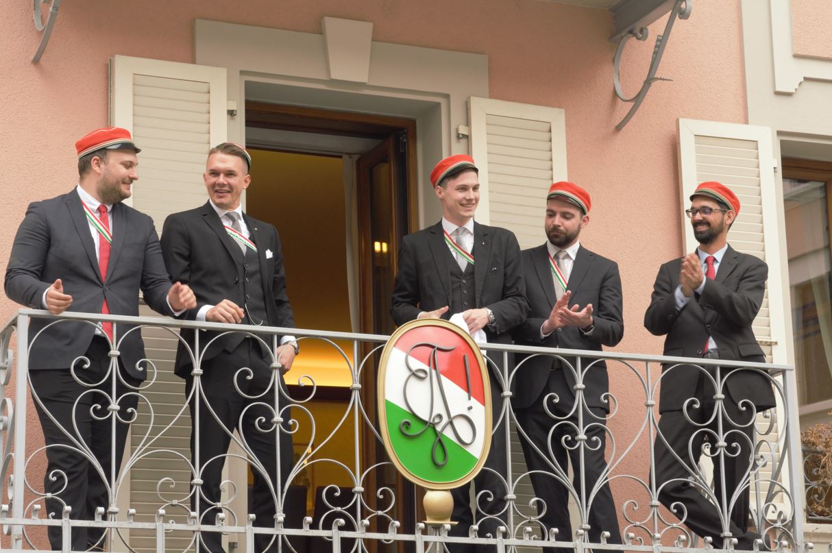 Nouvel écusson pour le balcon des Dents-du-Midi